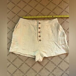 Free People Cream texturized Linen shorts w 5 button up fly S